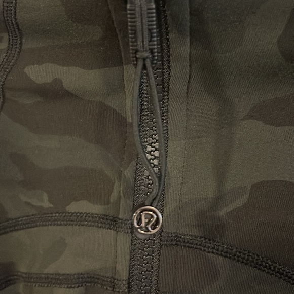 Lululemon Zip Up - Picture 3 of 7